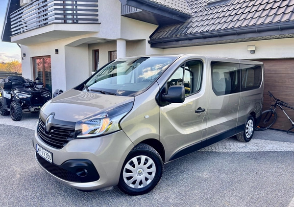 Renault Trafic cena 104998 przebieg: 80000, rok produkcji 2018 z Płock małe 497